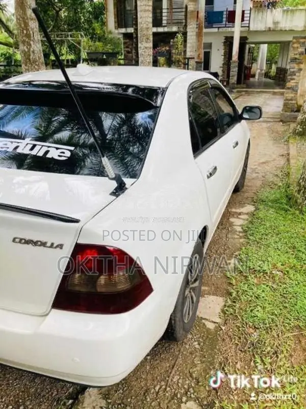 Toyota Corolla 121 2000 Car (Used)