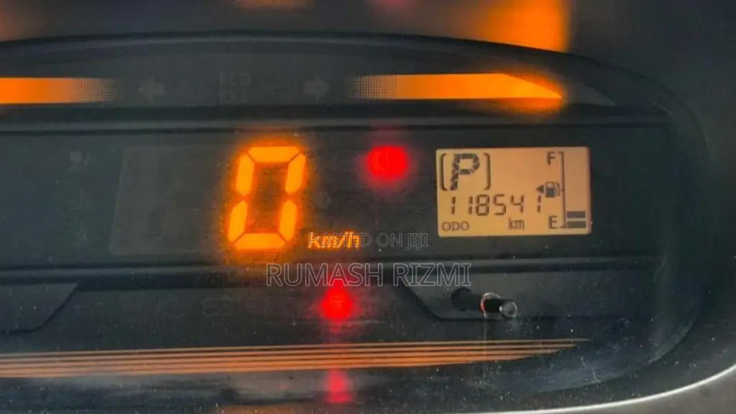 Toyota Pixis 2016 Car (Used)