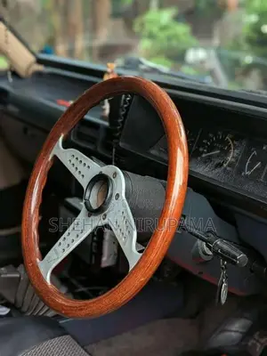 Mitsubishi Lancer Box 1984 Car (Used)