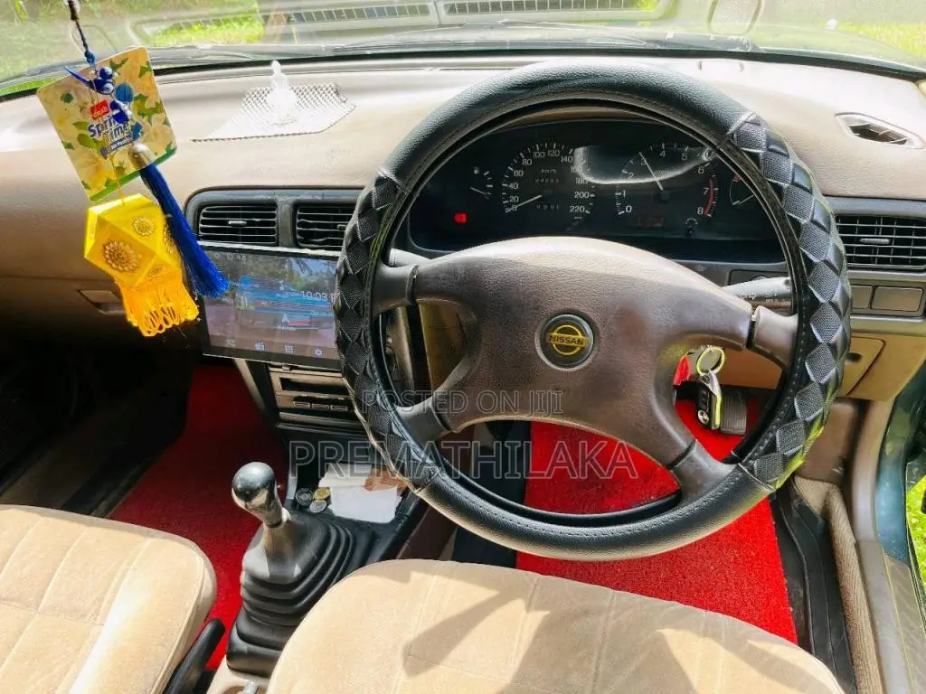 Nissan BCAB-13 Sunny 1993 Car (Used)