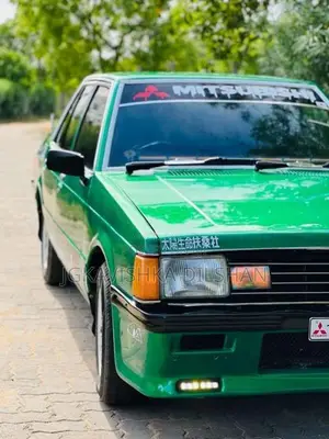 Mitsubishi Lancer Box 1983 Car (Used)