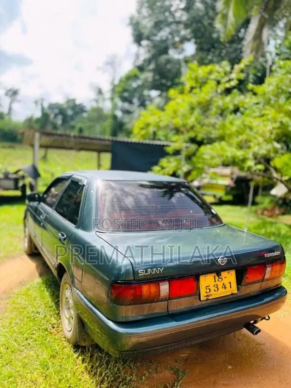 Nissan BCAB-13 Sunny 1993 Car (Used)