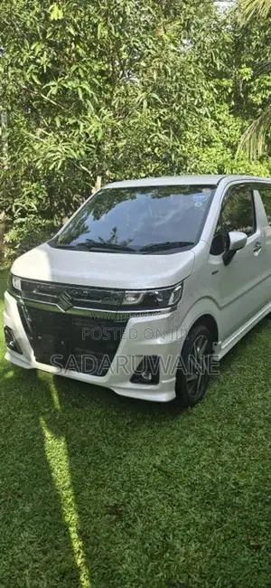 Suzuki Wagon R Coustom Z 2025 Car (Used)