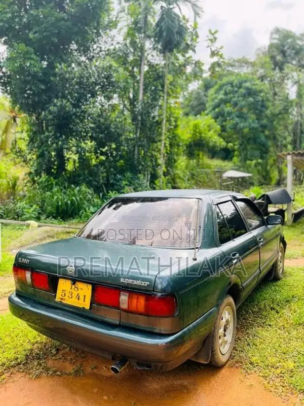 Nissan BCAB-13 Sunny 1993 Car (Used)