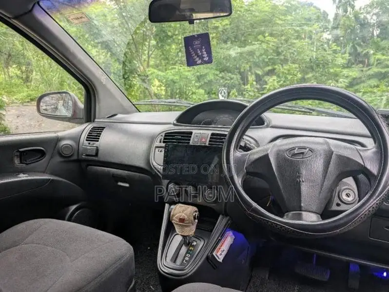 Hyundai Matrix 2001 Car (Used)