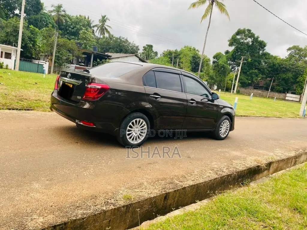 Toyota AXIO G Limited 2015 Car (Used)
