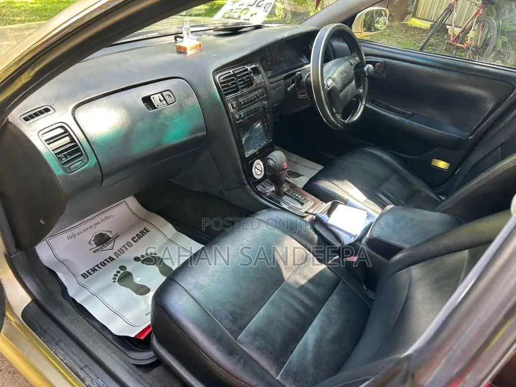 Toyota Mark 2 1999 Car (Used)