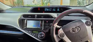 Toyota Aqua 2014 Car (Used)