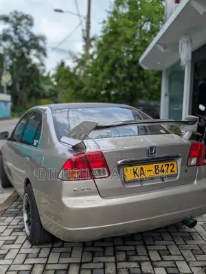 Honda Civic 2004 Car (Used)
