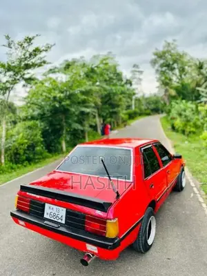 Mitsubishi Lancer Box 1986 Car (Used)