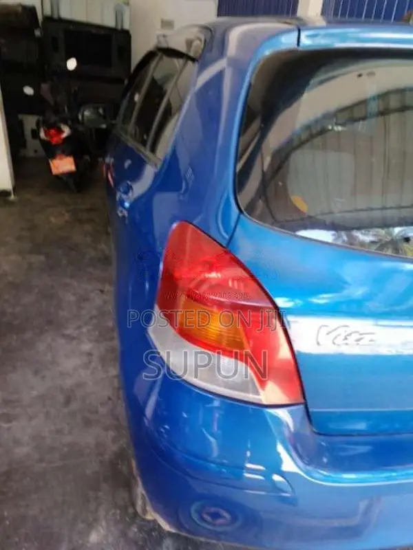 Toyota Vitz 2008 Car (Used)