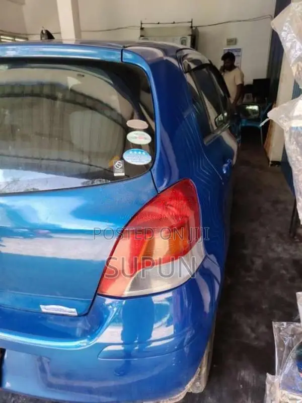 Toyota Vitz 2008 Car (Used)