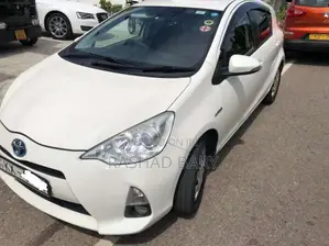 Toyota Aqua 2012 Car (Used)