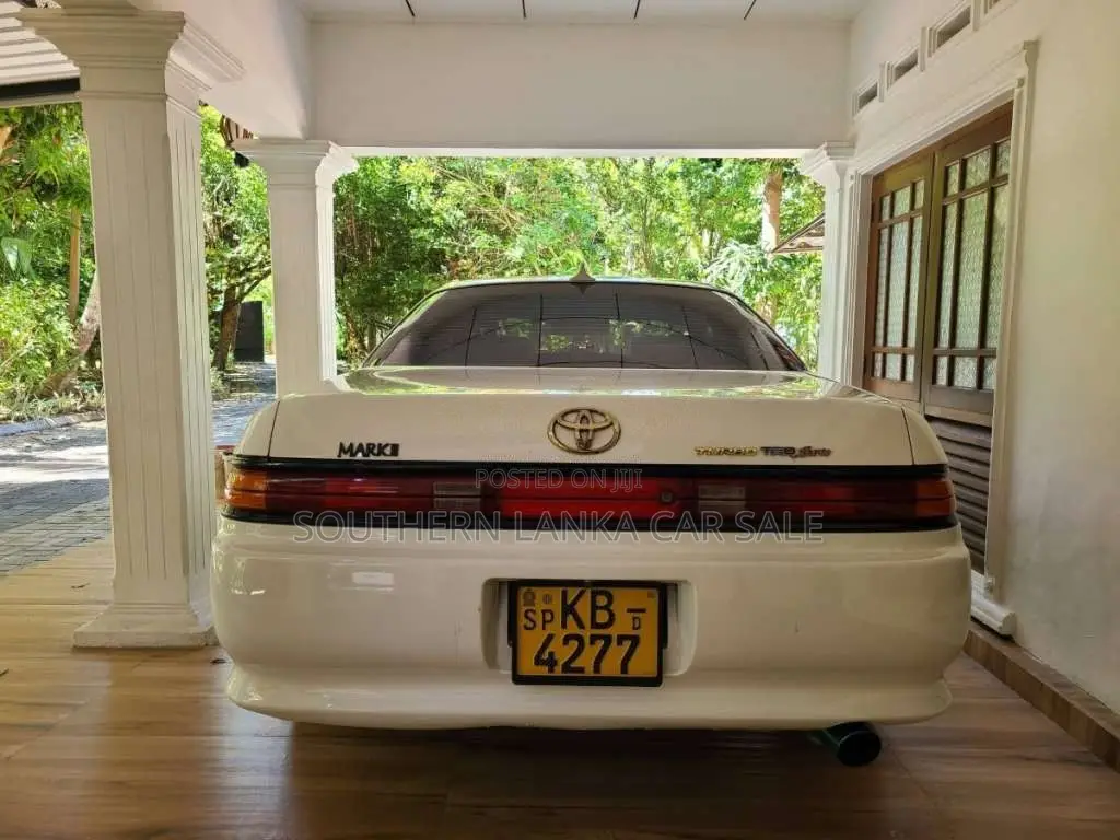 Toyota Mark 2 2004 Car (Used)