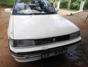 Toyota Corolla 1992 Car (Used)
