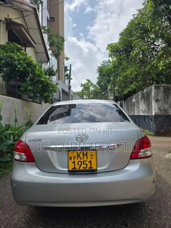 Toyota Belta 2007 Car (Used)