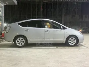Toyota Prius 2007 Car (Used)
