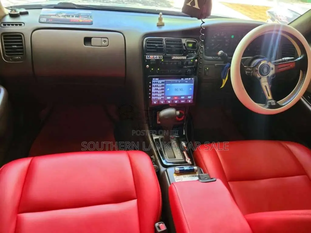 Toyota Mark 2 2004 Car (Used)