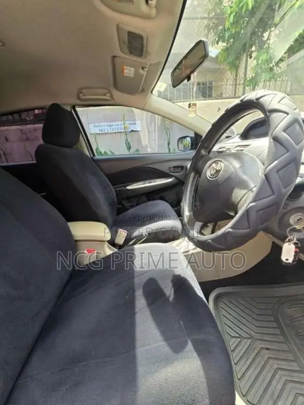 Toyota Belta 2007 Car (Used)