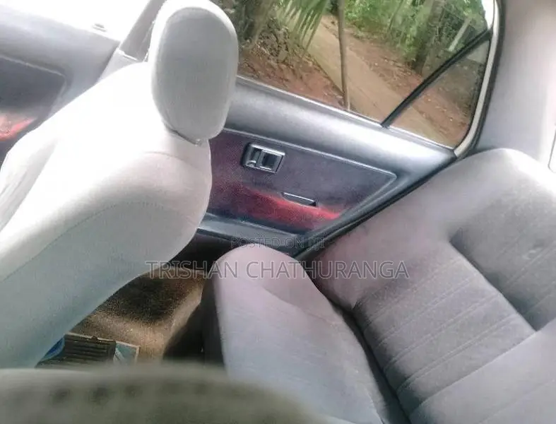 Toyota Corolla 1992 Car (Used)