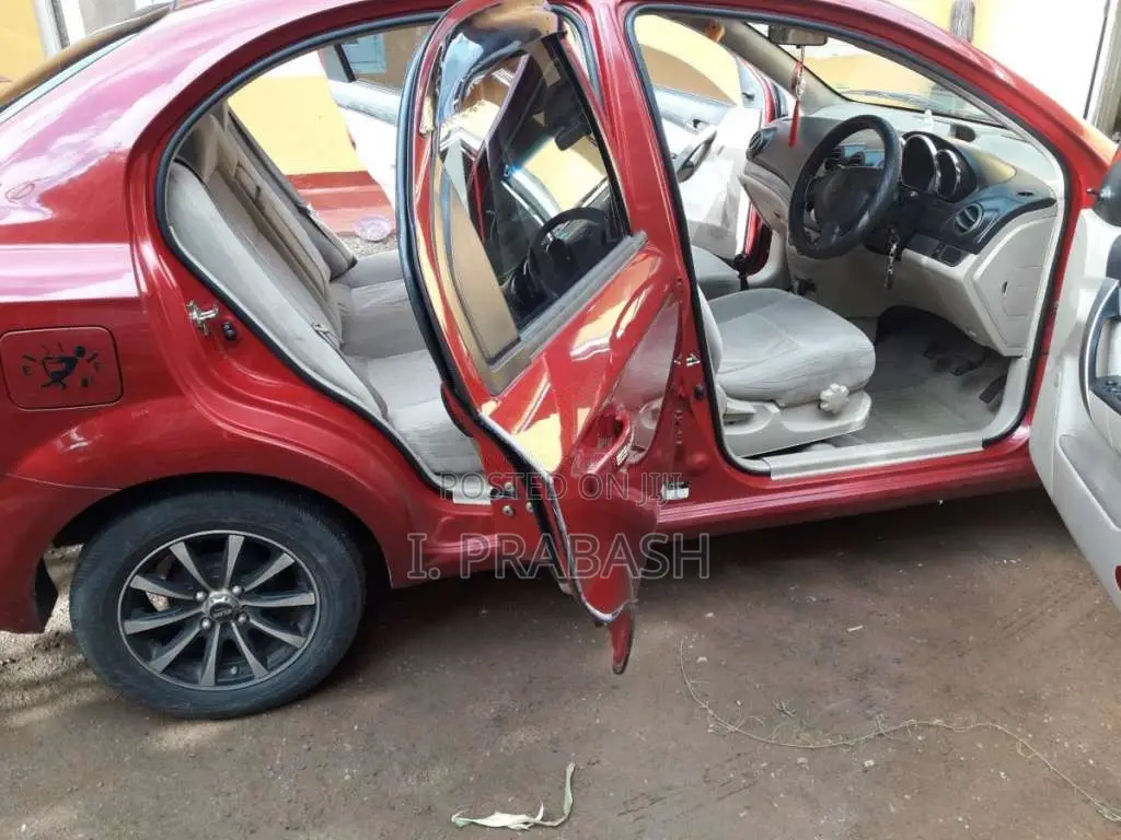 Chevrolet Aveo 2011 Car (Used)