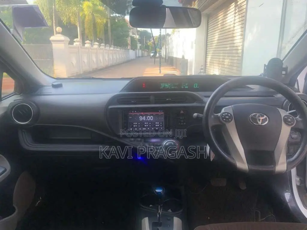 Toyota Aqua 2012 Car (Used)