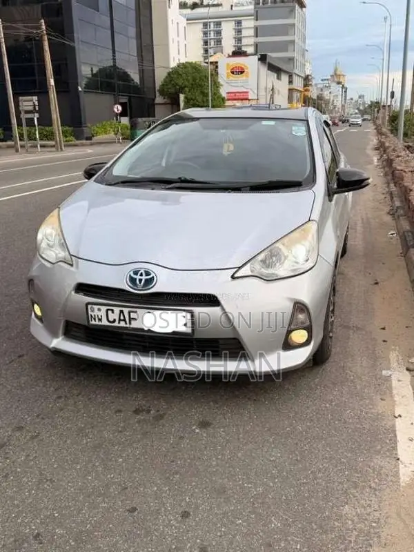 Toyota Aqua S Grade 2014 Car (Used)