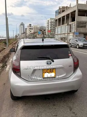 Toyota Aqua S Grade 2014 Car (Used)