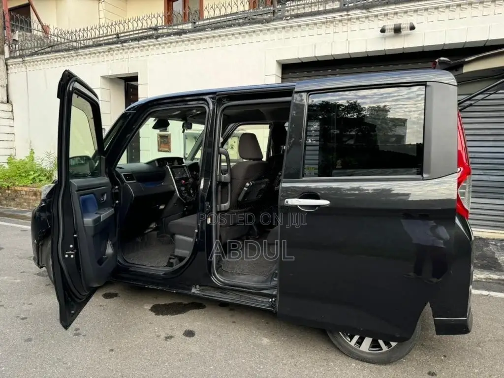 Toyota Roomy 2017 Car (Used)