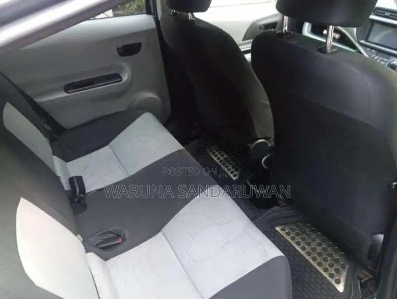 Toyota Aqua 2013 Car (Used)