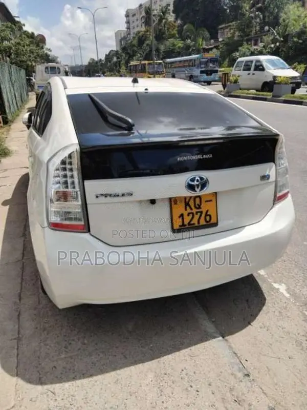 Toyota Prius 2011 Car (Used)