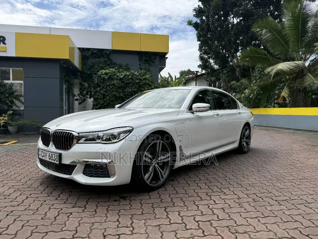 BMW 7 Series 2017 Car (Used)