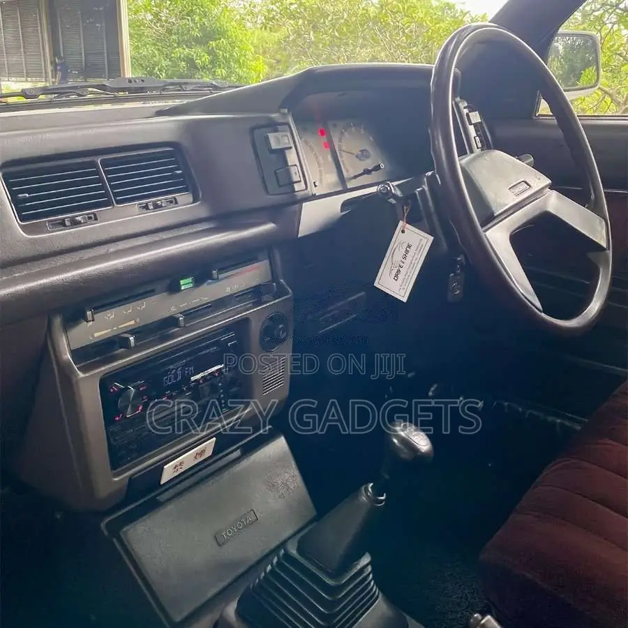 Toyota Corona 1987 Car (Used)