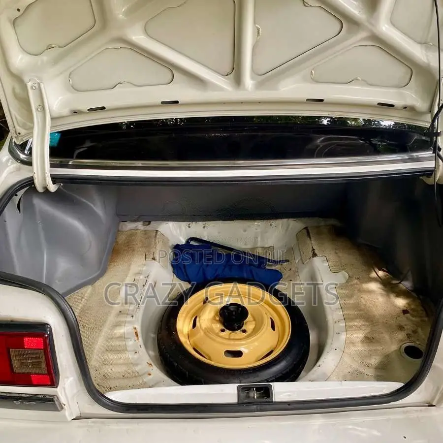 Toyota Corona 1987 Car (Used)