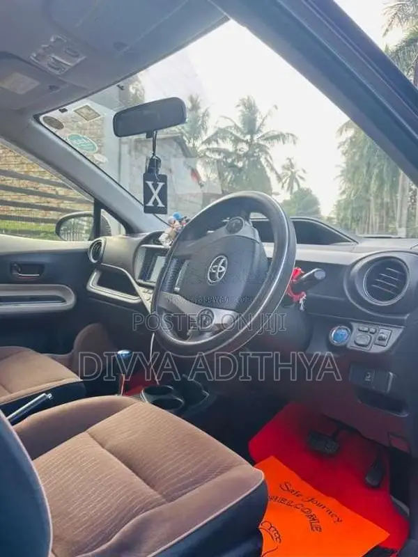 Toyota Aqua 2014 Car (Used)