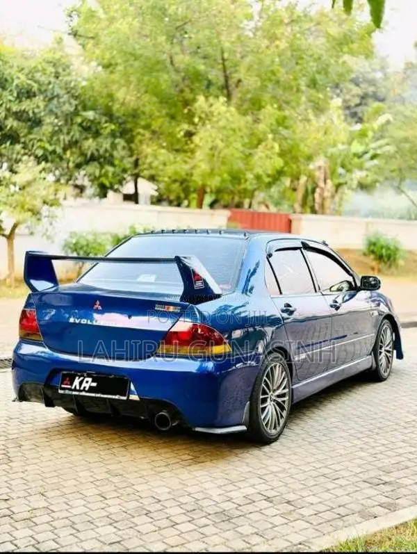 Mitsubishi Lancer Cs1 Glx 2005 Car (Used)