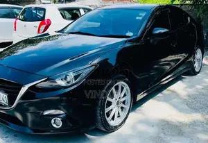 Mazda Axela 2014 Car (Used)