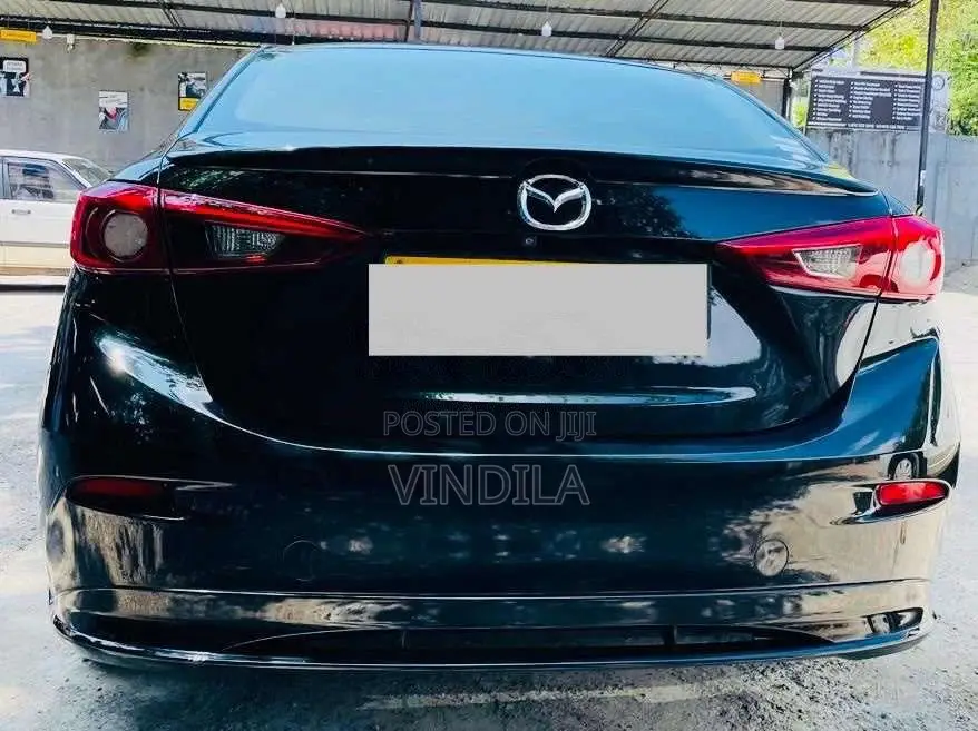 Mazda Axela 2014 Car (Used)