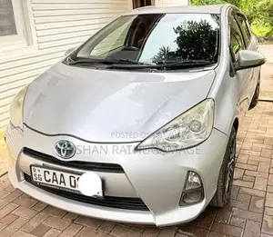 Toyota Aqua 2012 Car (Used)