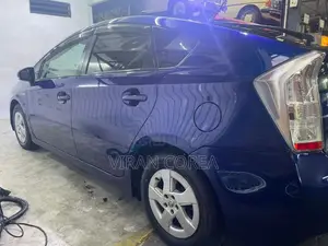 Toyota Prius 2011 Car (Used)