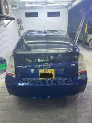 Toyota Prius 2011 Car (Used)