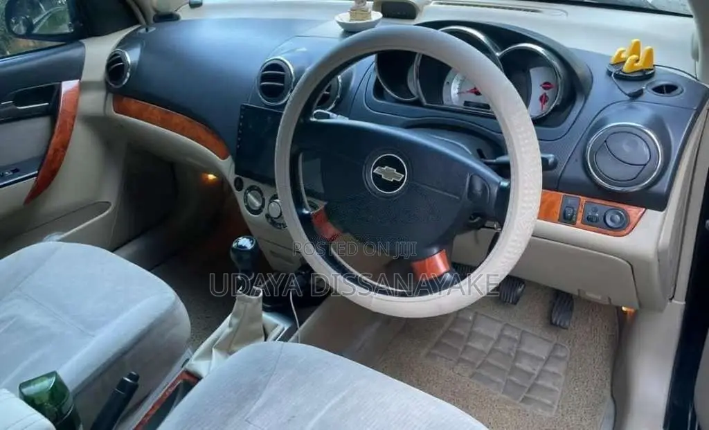 Chevrolet Aveo 2011 Car (Used)