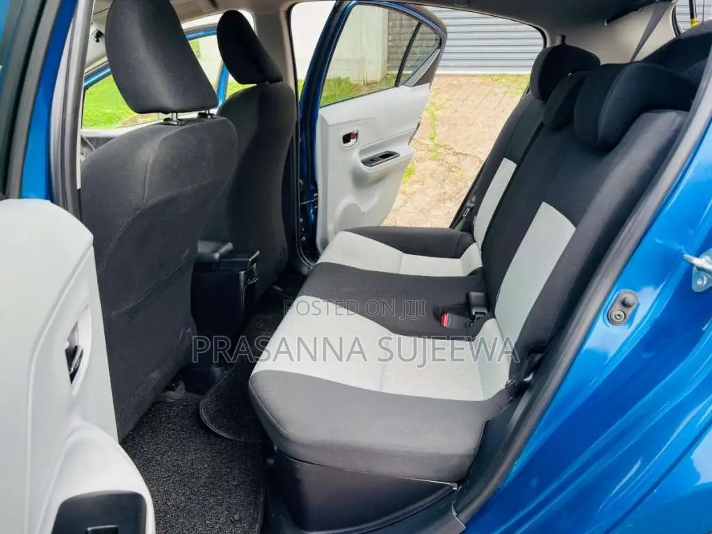Toyota Aqua 2014 Car (Used)