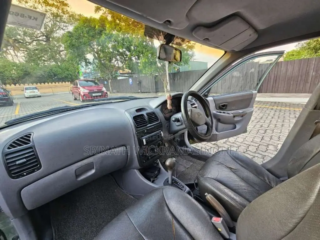 Hyundai Accent 2002 Car (Used)
