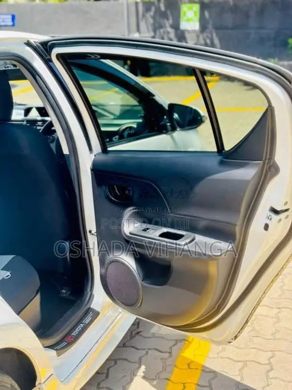 Toyota Aqua 2013 Car (Used)