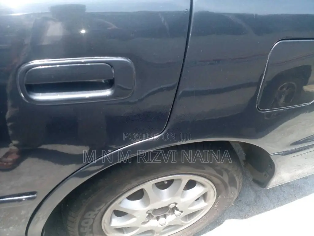Toyota CAMRY 1990 Car (Used)