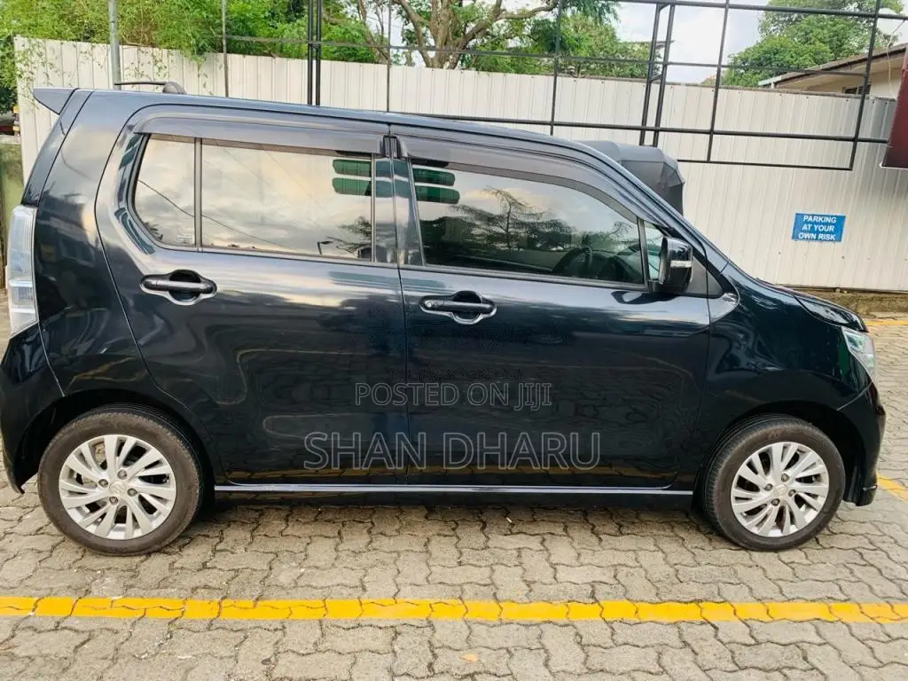 Suzuki Wagon R FZ 2015 Car (Used)