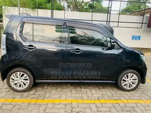 Suzuki Wagon R FZ 2015 Car (Used)