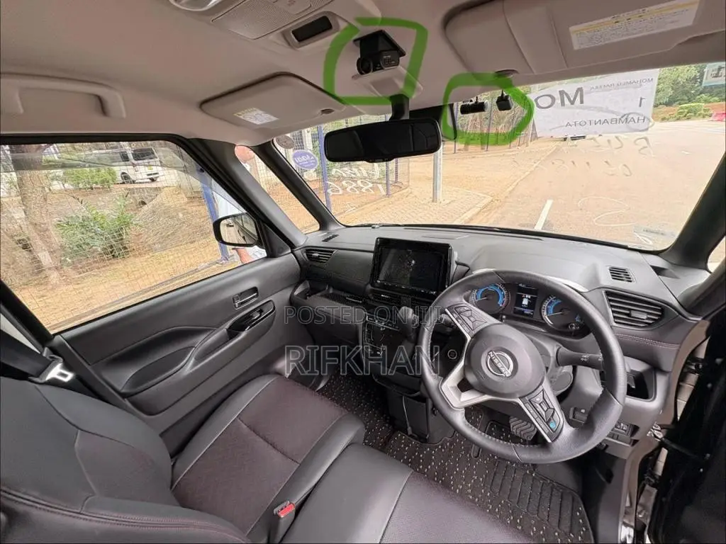 Nissan Roox 2025 Car (Used)