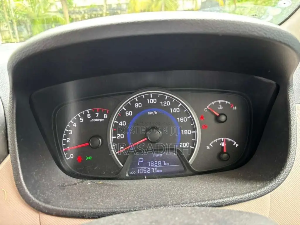 Hyundai Grand I10 Car 2017 Car (Used)